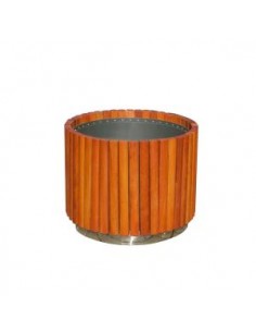 Jardinera rústica en madera