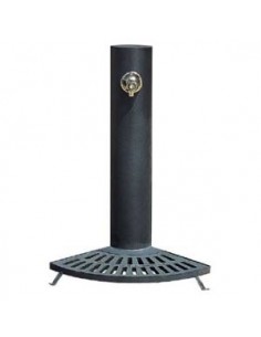 Fuente de acero con rejilla...