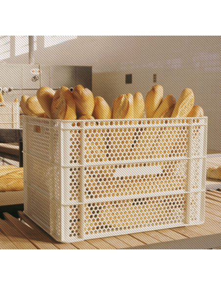 Caja apilable rejillada con fondo liso 620x474x535 mm.