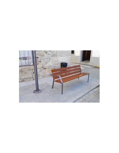 Banco de exterior de madera tropical