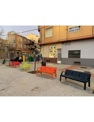 Banco de exterior en polietileno...