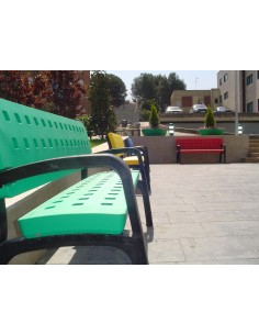 Banco de colores en polipropileno para exterior