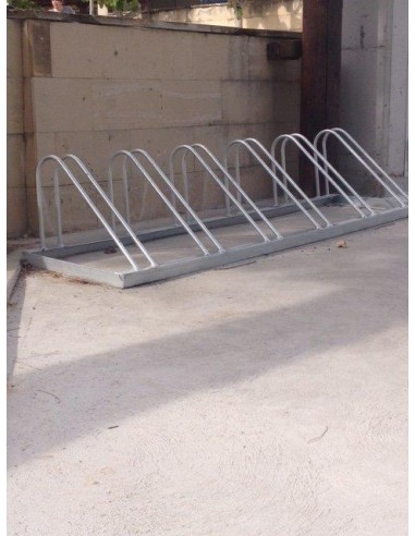 Aparcabicis enmarcado