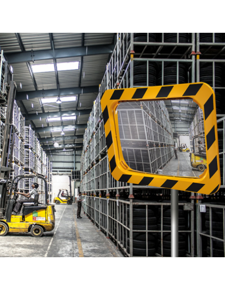 Espejo industrial rectangular enmarcado