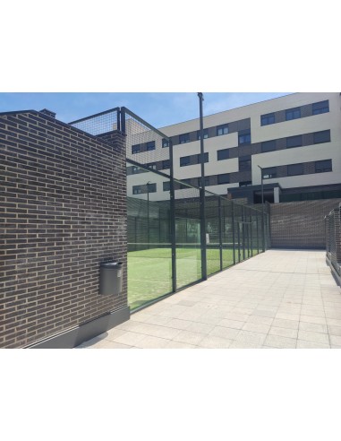 Papelera de exterior para colgar a pared