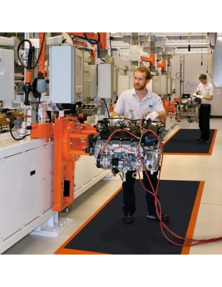 Alfombra antifatiga de nitrilo para cargas pesadas