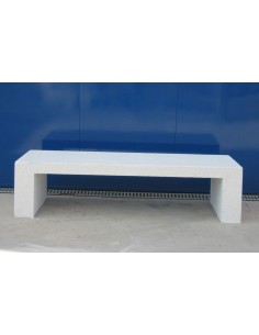 Banco de exterior fabricado en piedra