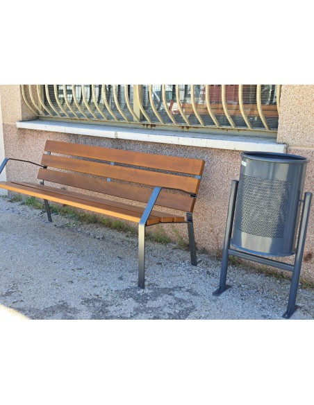 Banco de exterior de madera tropical