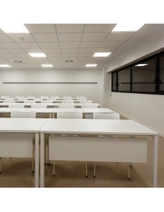 Mesa versátil para colectividades