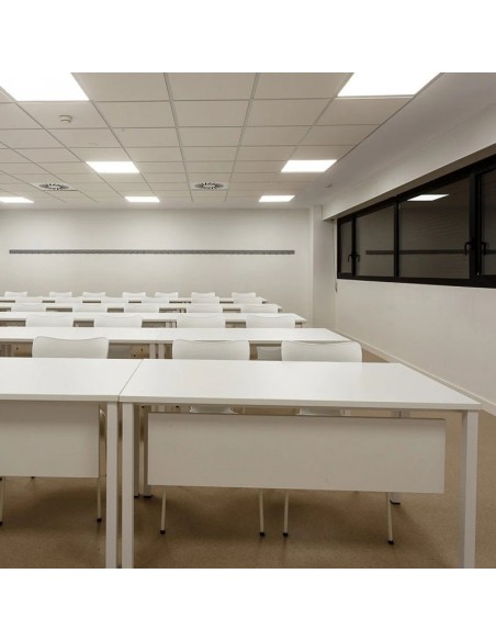 Mesa versátil para colectividades