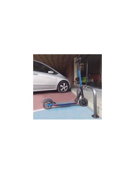 Aparcapatinetes con tratamiento para exterior