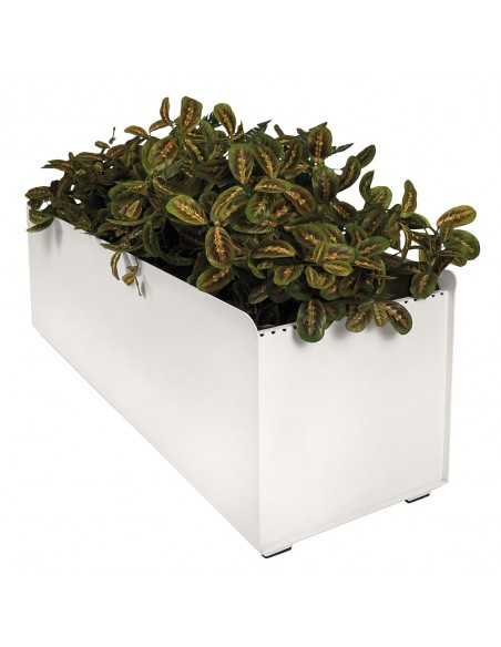 Jardinera metálica para uso en interiores