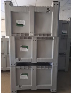 Contenedor sólido 1200x1000 mm. con patas