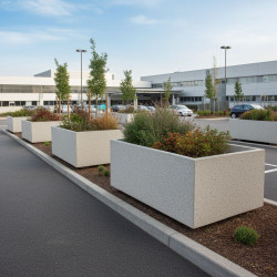 Jardinera de piedra rectangular