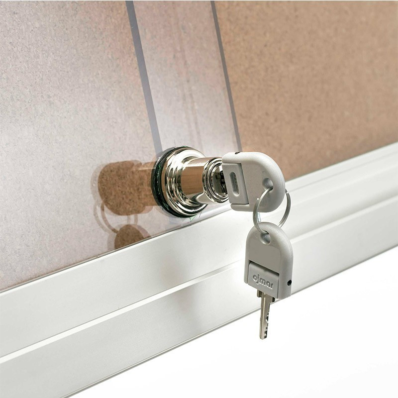 Vitrina de corcho con puertas y llave