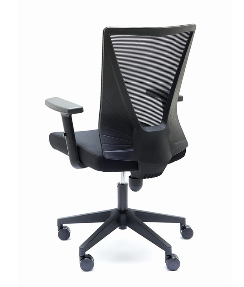 Silla ergonómica con contacto permanente