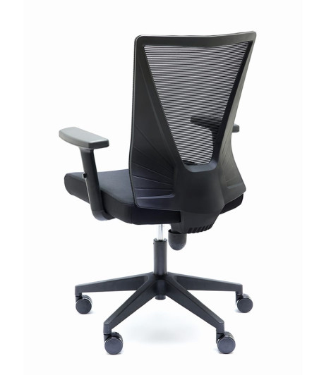 Silla ergonómica con contacto permanente