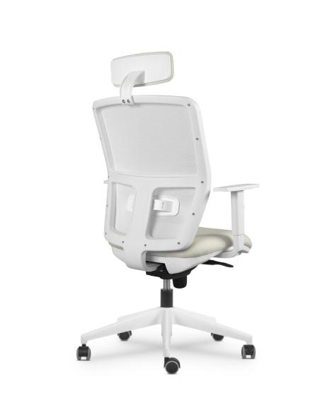 Silla con carcasa blanca modelo Kenia